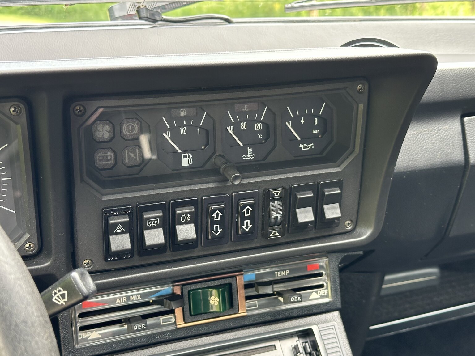 Interior image of 1984 Alfa Romeo GTV 6 2.5