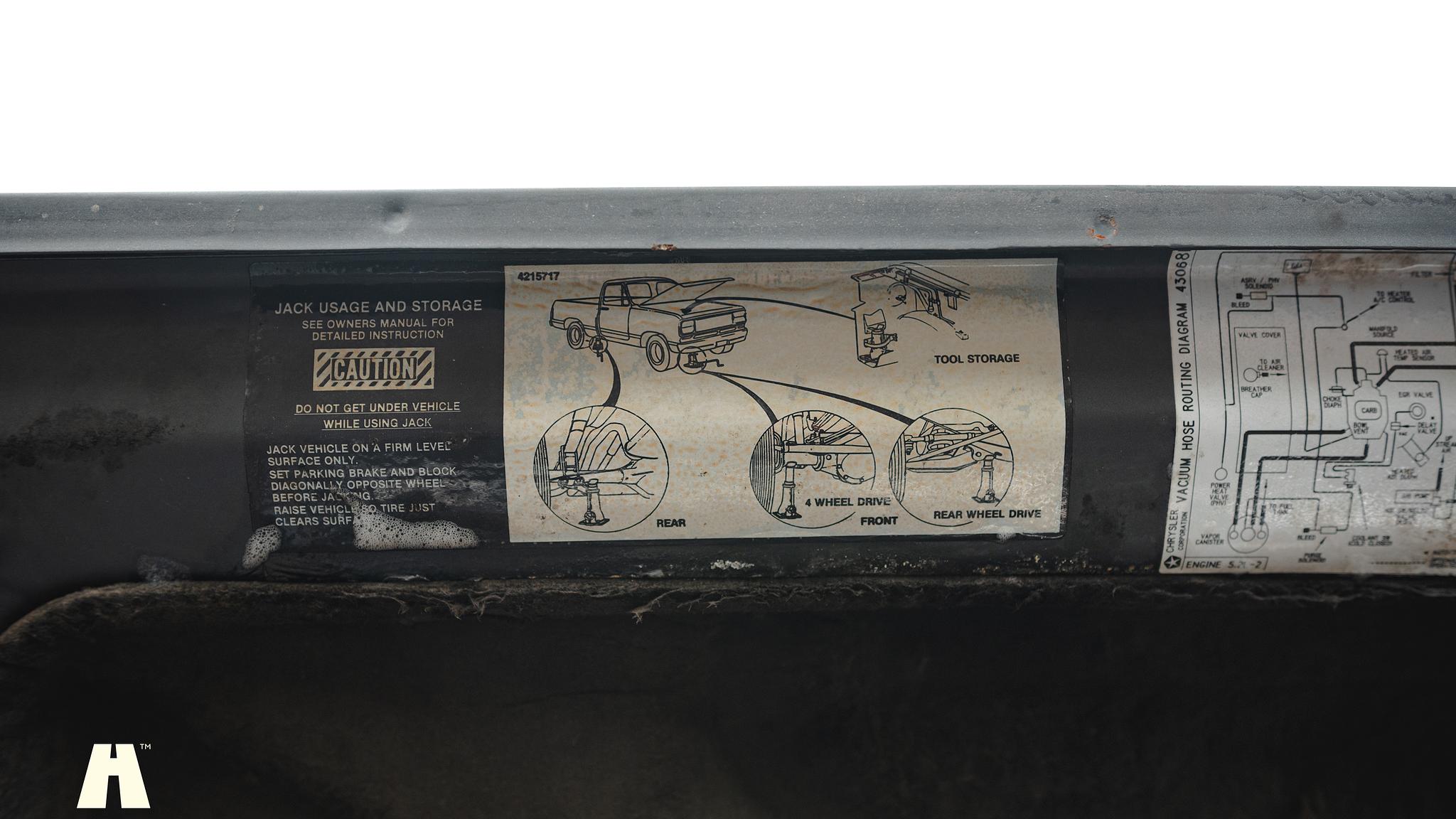 Image of 1986 Dodge Ramcharger mechanics