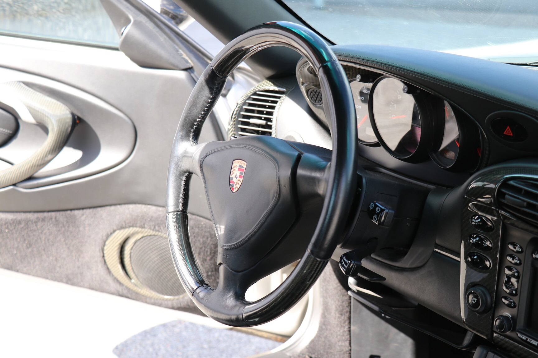 Interiörbild 2001 Porsche 911 Turbo