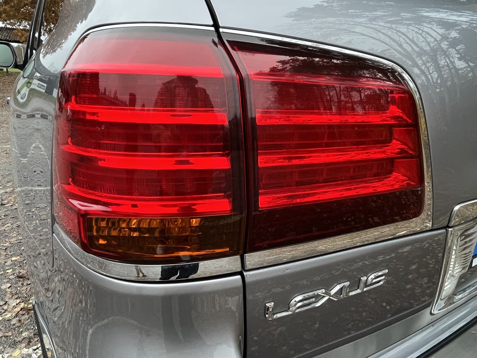 Aussenfoto 2011 Lexus LX570