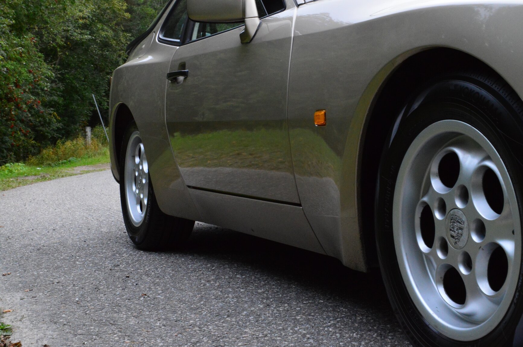 Exteriörbild på 1986 Porsche 944 Coupé