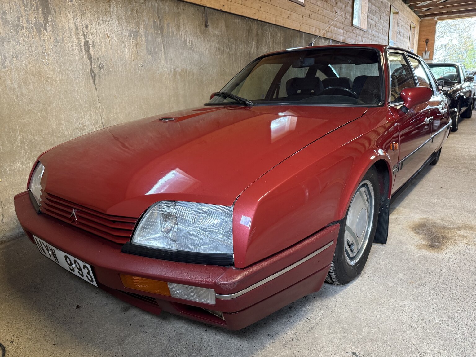 Exterior image of 1988 Citroën CX 25 2.5 GTi Turbo II