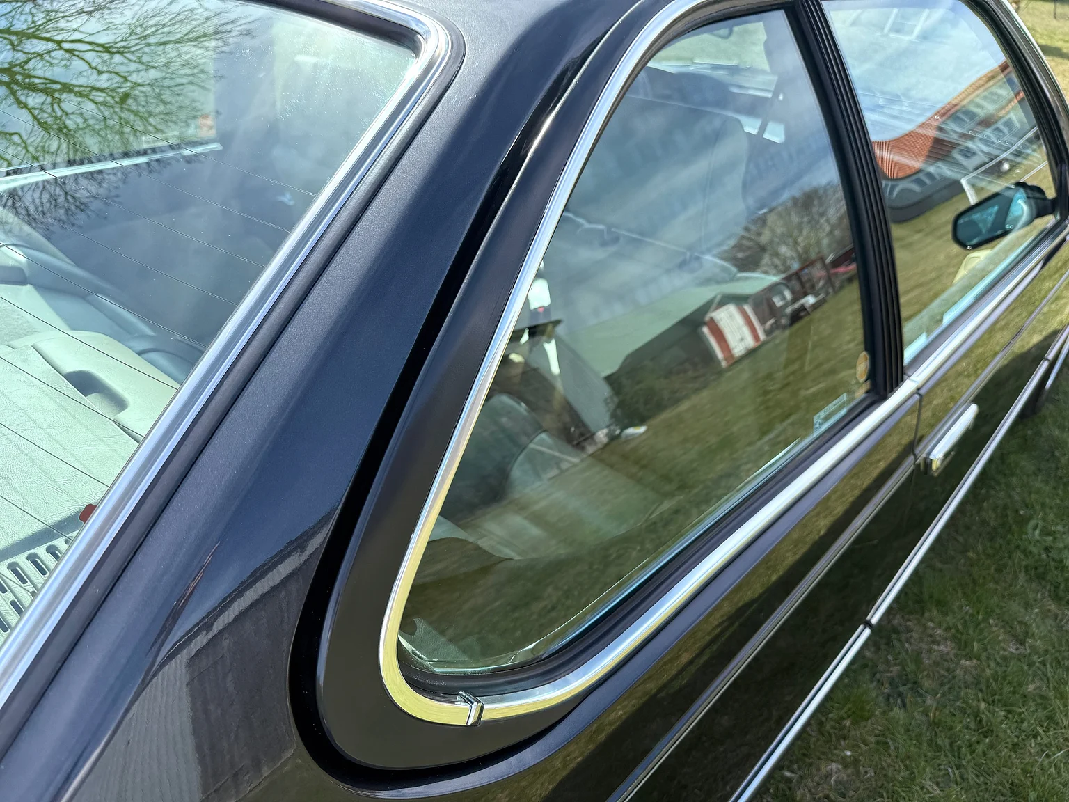 Exteriörbild på 1985 BMW 635 CSiA (E24) (55)