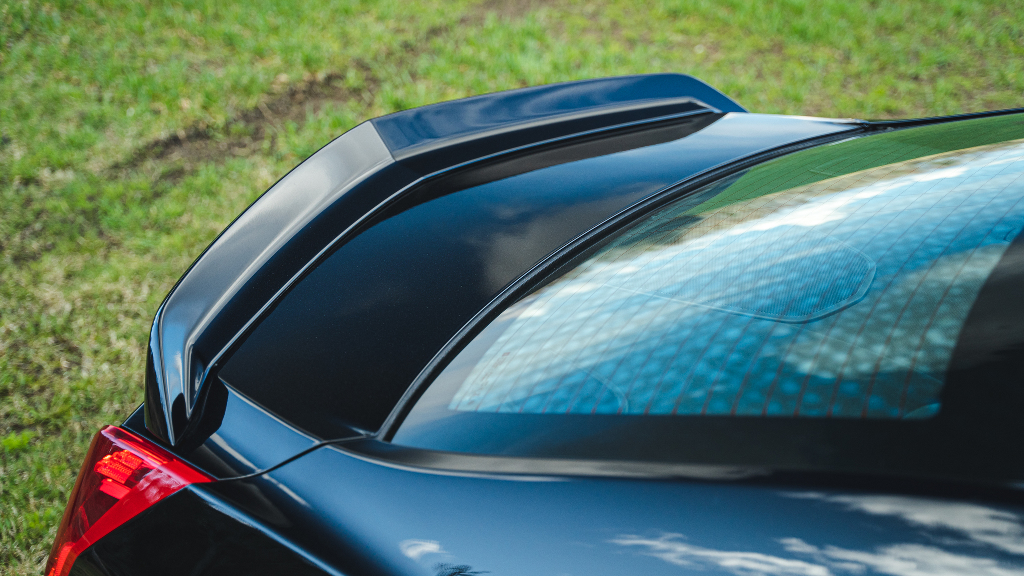 Exterior image of 2016 Cadillac ATS-V (19)