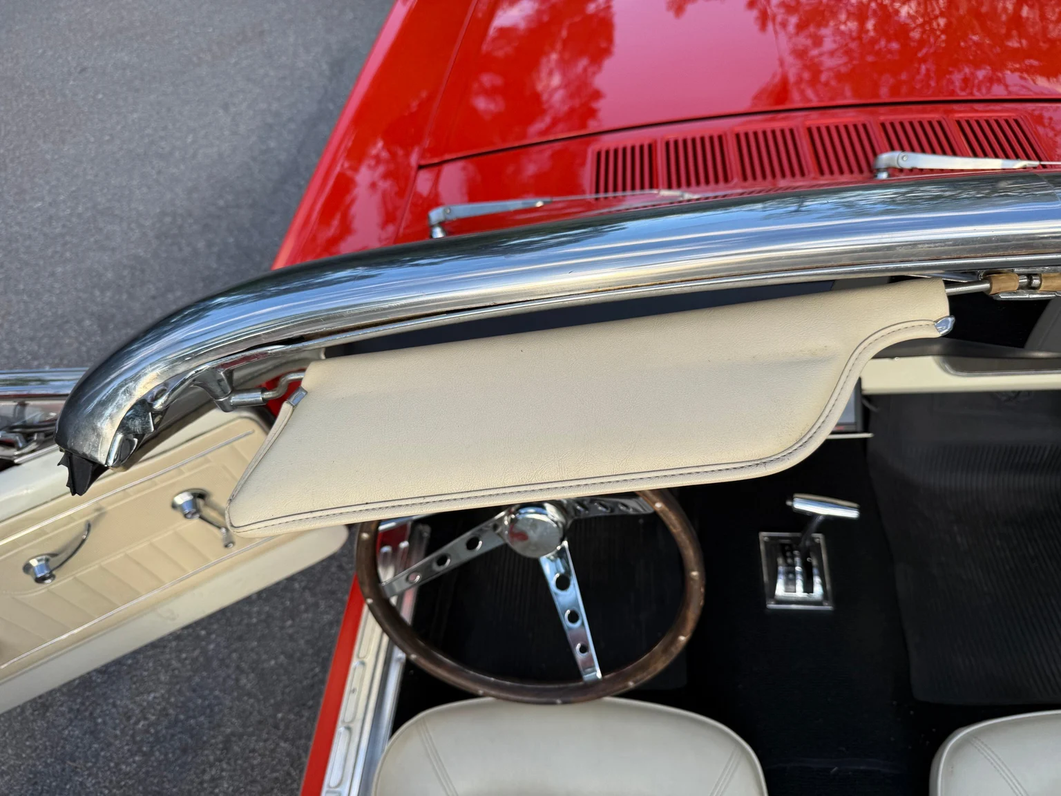 Interiörbild 1965 Ford Mustang Cabriolet (47)
