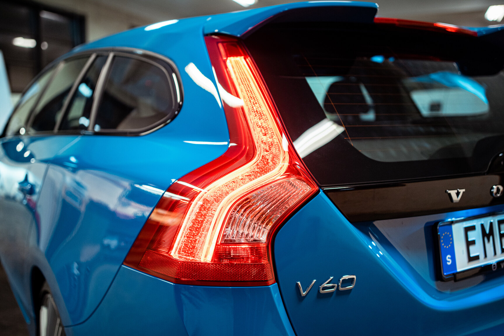 Exteriörbild på 2017 Volvo V60 Polestar T6 AWD