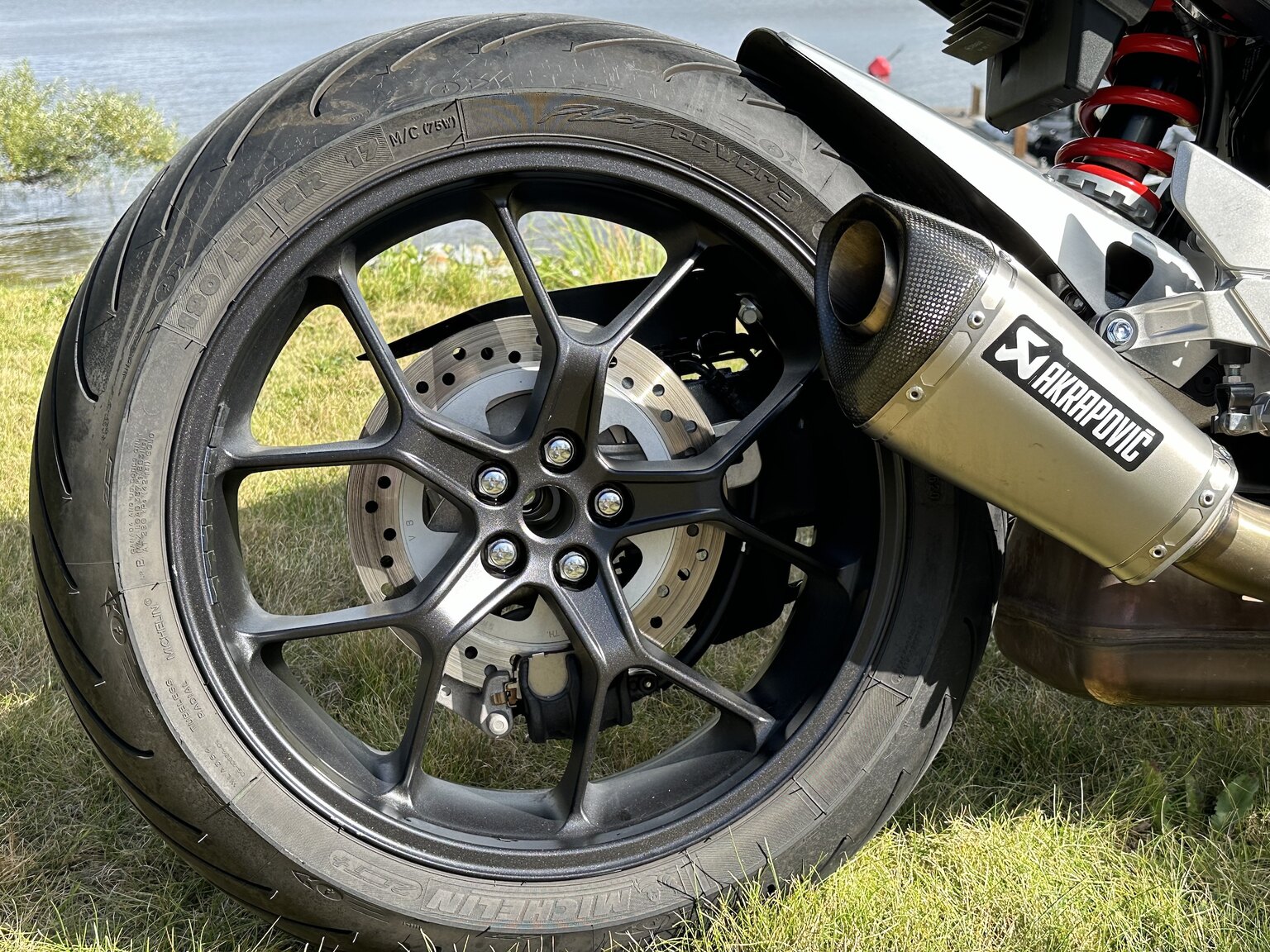Aussenfoto 2018 Honda CB1000R