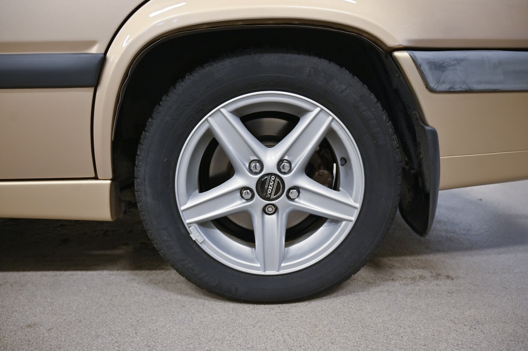 Exteriörbild på 1996 Volvo 855GLT