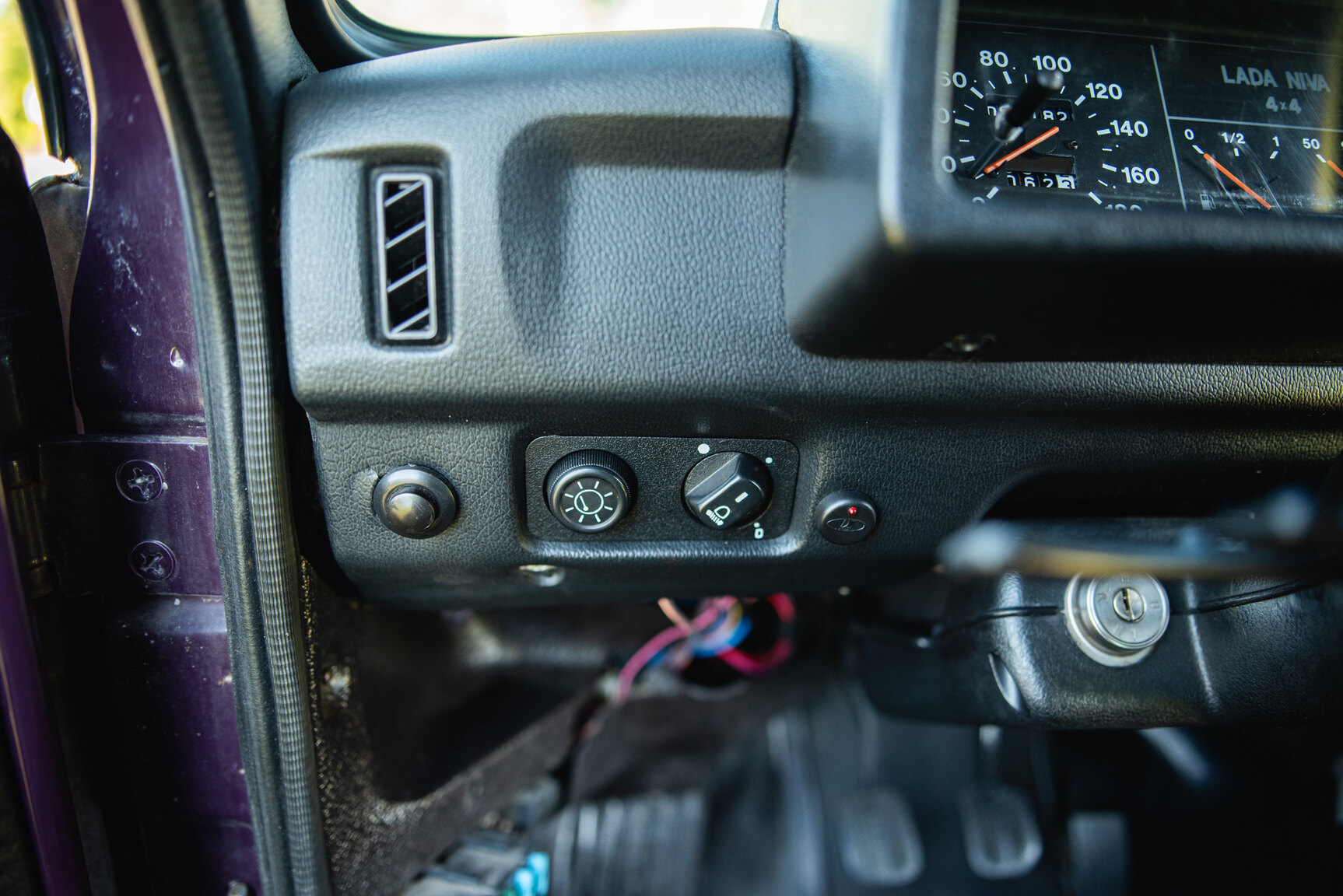 Innenraumfoto von 2004 Lada Niva