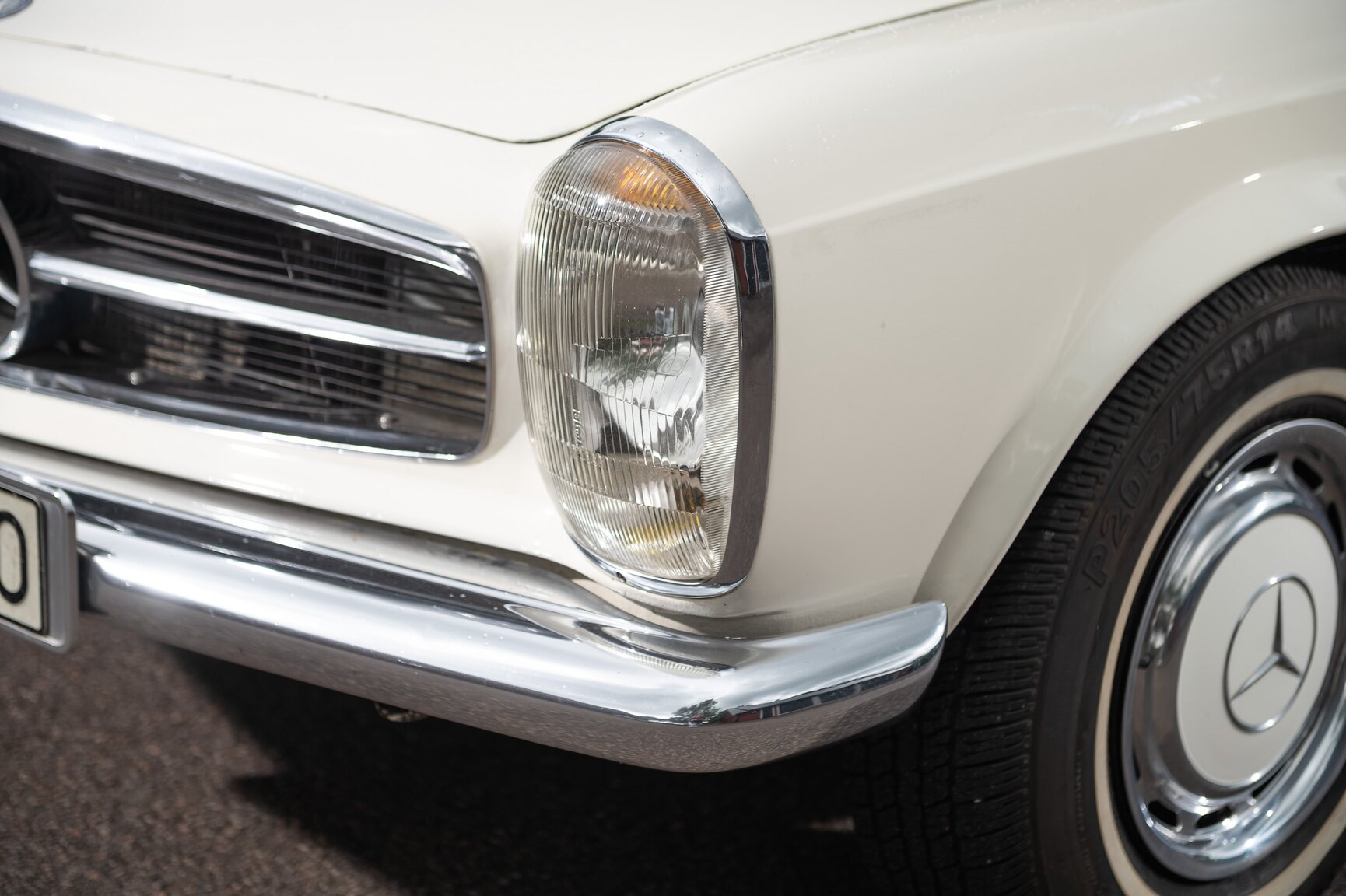 Aussenfoto 1968 Mercedes-Benz 280 SL Pagoda (62)