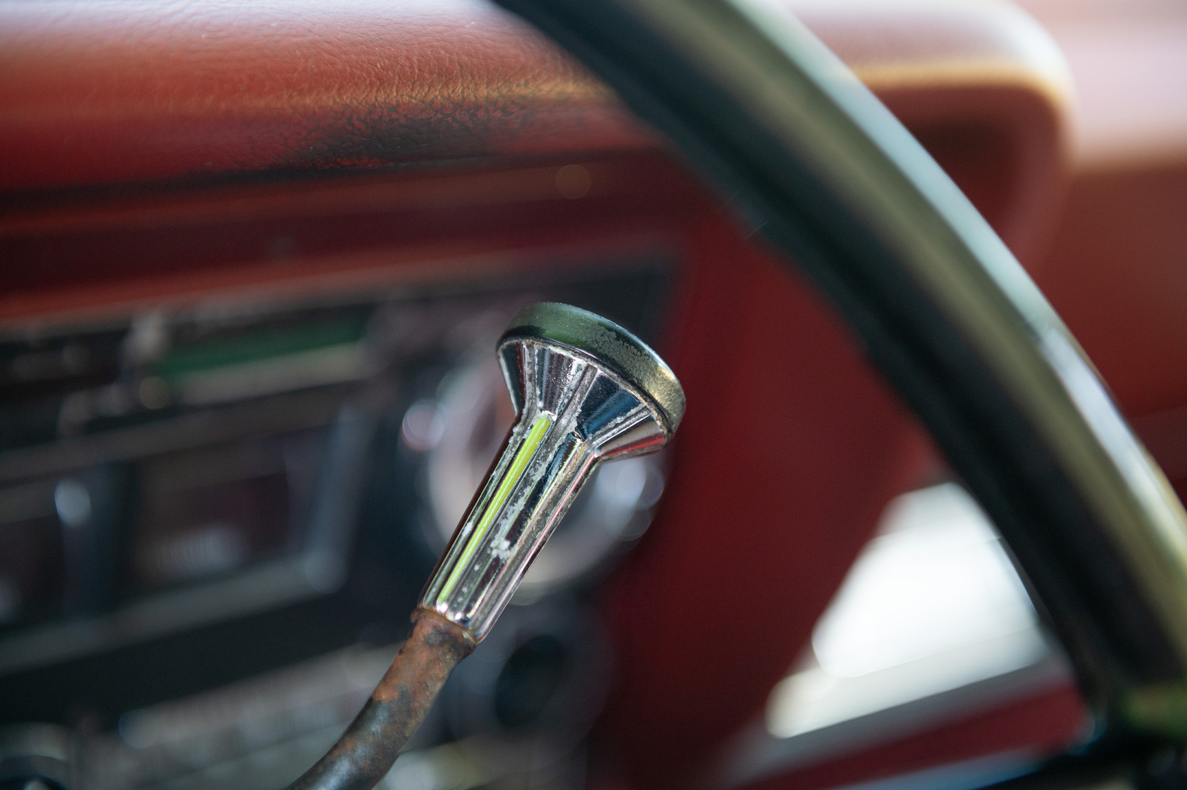 Interior image of 1968 Oldsmobile Toronado (11)