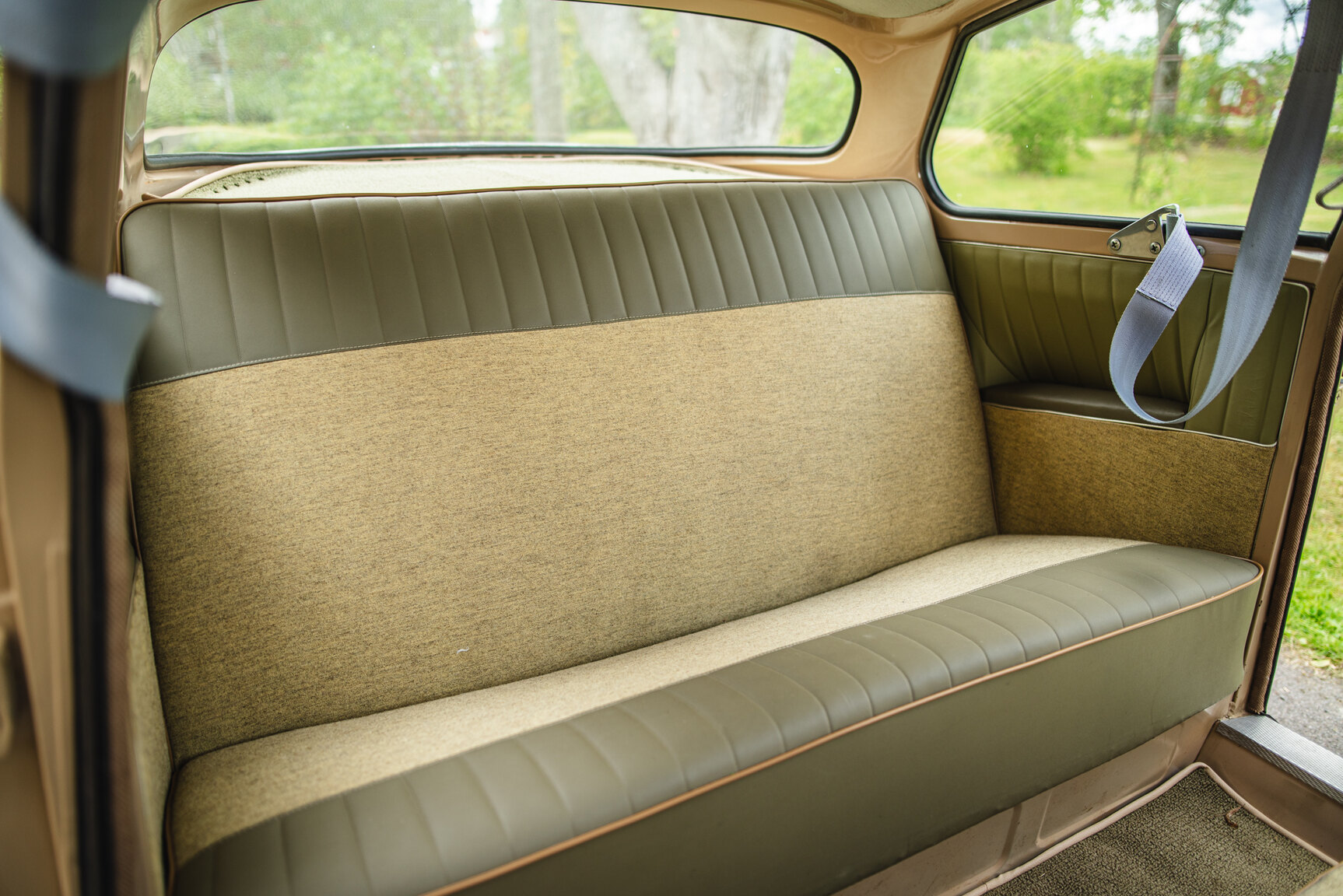 Interior image of 1961 SAAB 96 De Luxe 