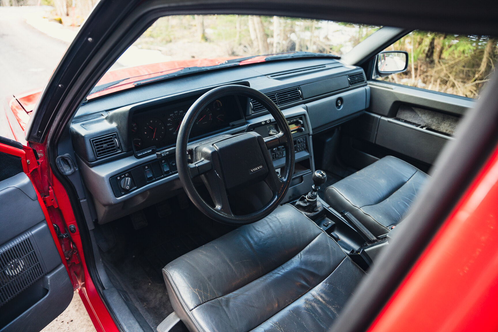 Innenraumfoto von 1990 VOLVO 740 Turbo