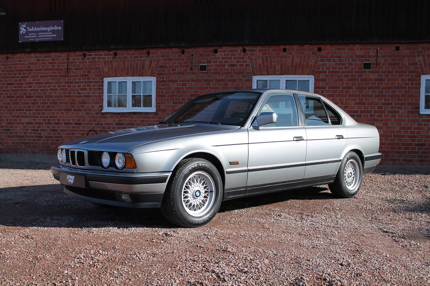 Exteriörbild på 1988 BMW 535i - NO RESERVE (11)