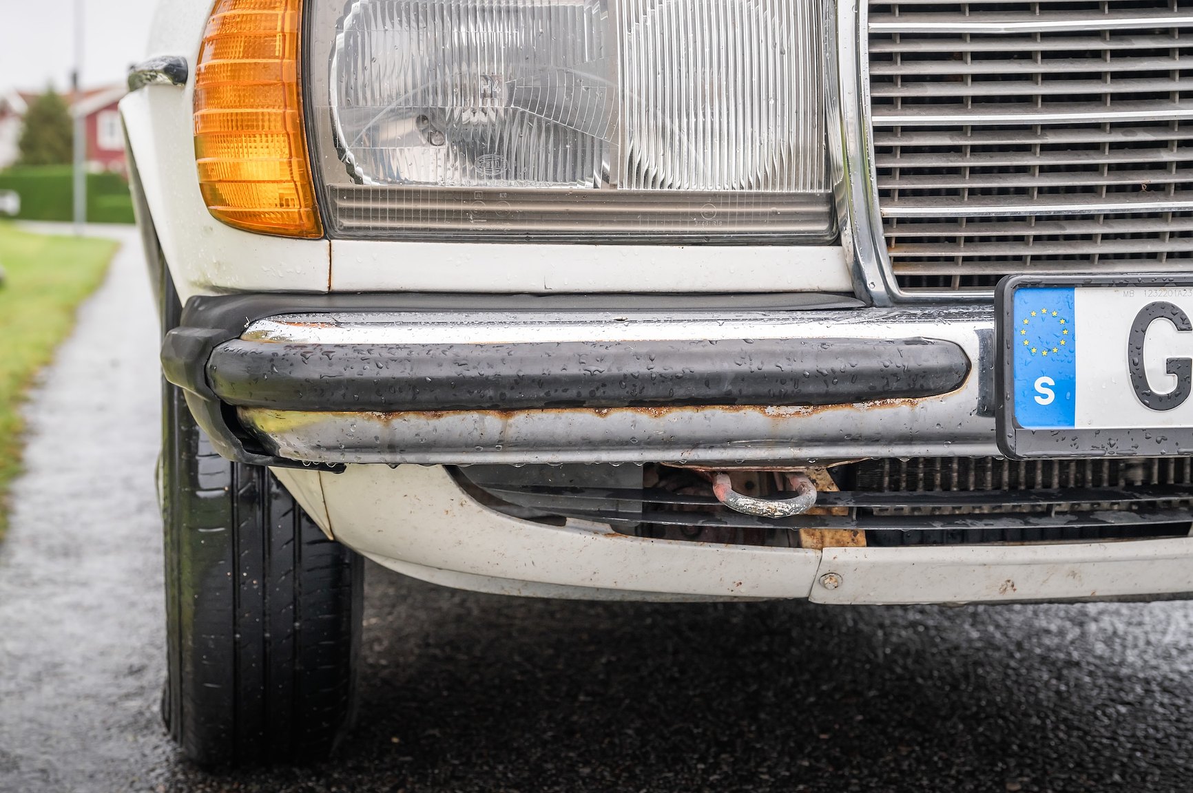 Exteriörbild på 1985 Mercedes-Benz 200 Automatic