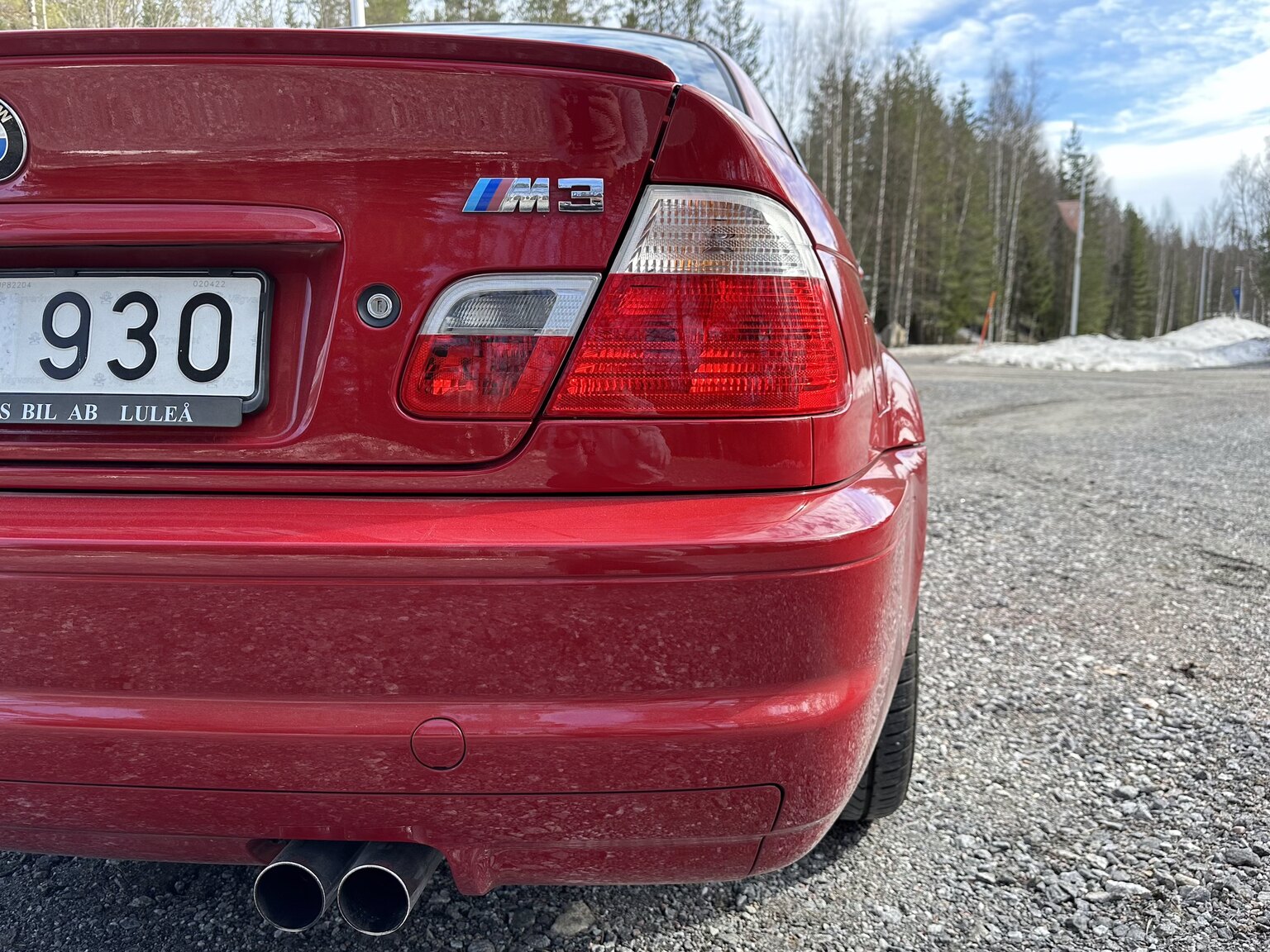 Exterior image of 2002 BMW M3 Coupé (70)