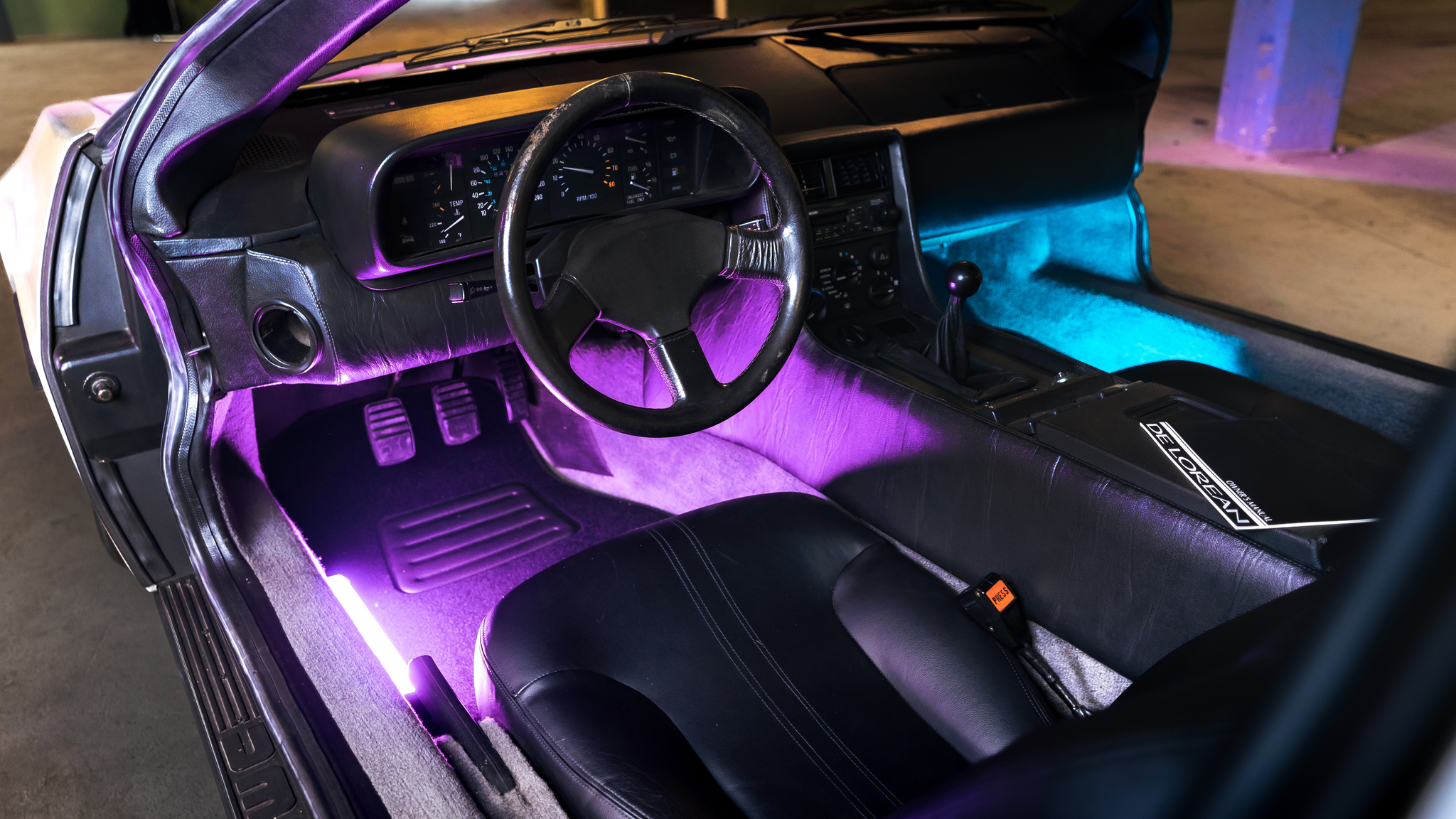 Innenraumfoto von 1981 DMC DeLorean 