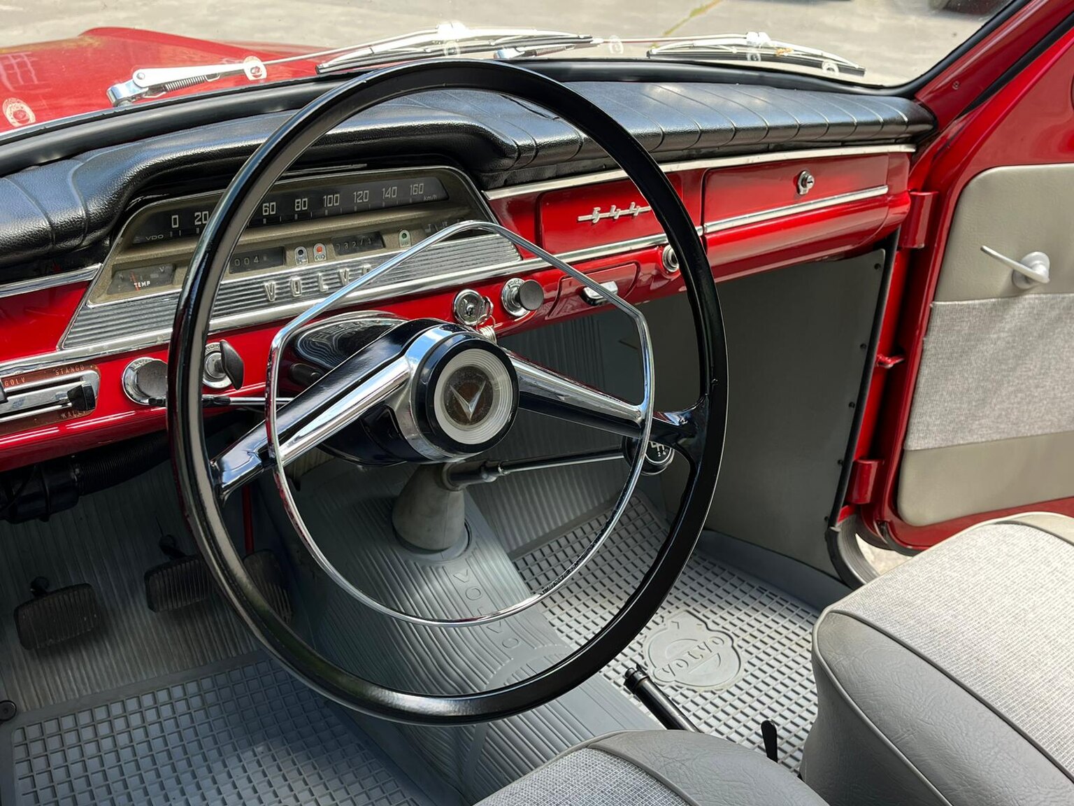 Innenraumfoto von 1960 Volvo PV 544A Sport