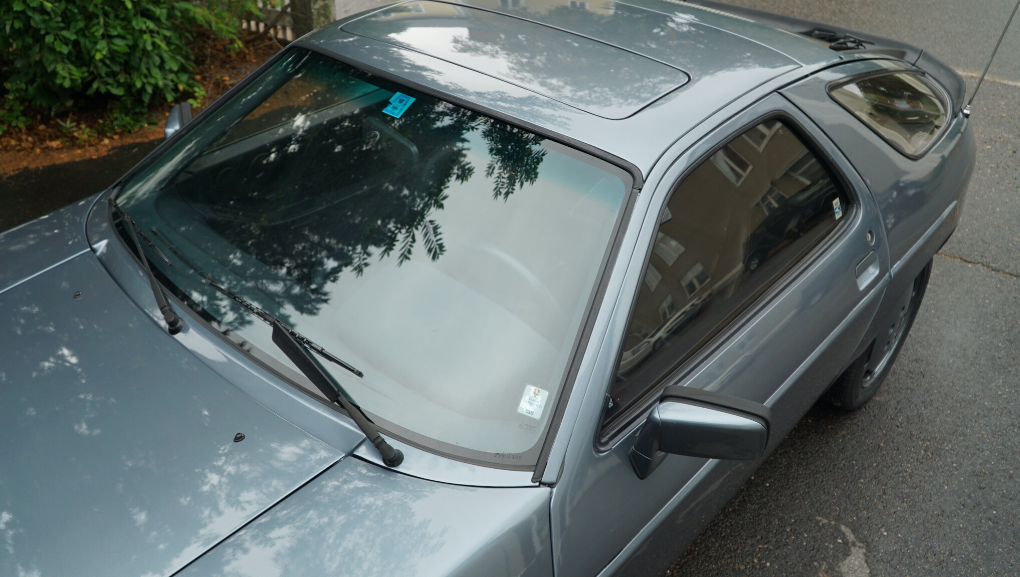 Aussenfoto 1983 Porsche 928S (56)