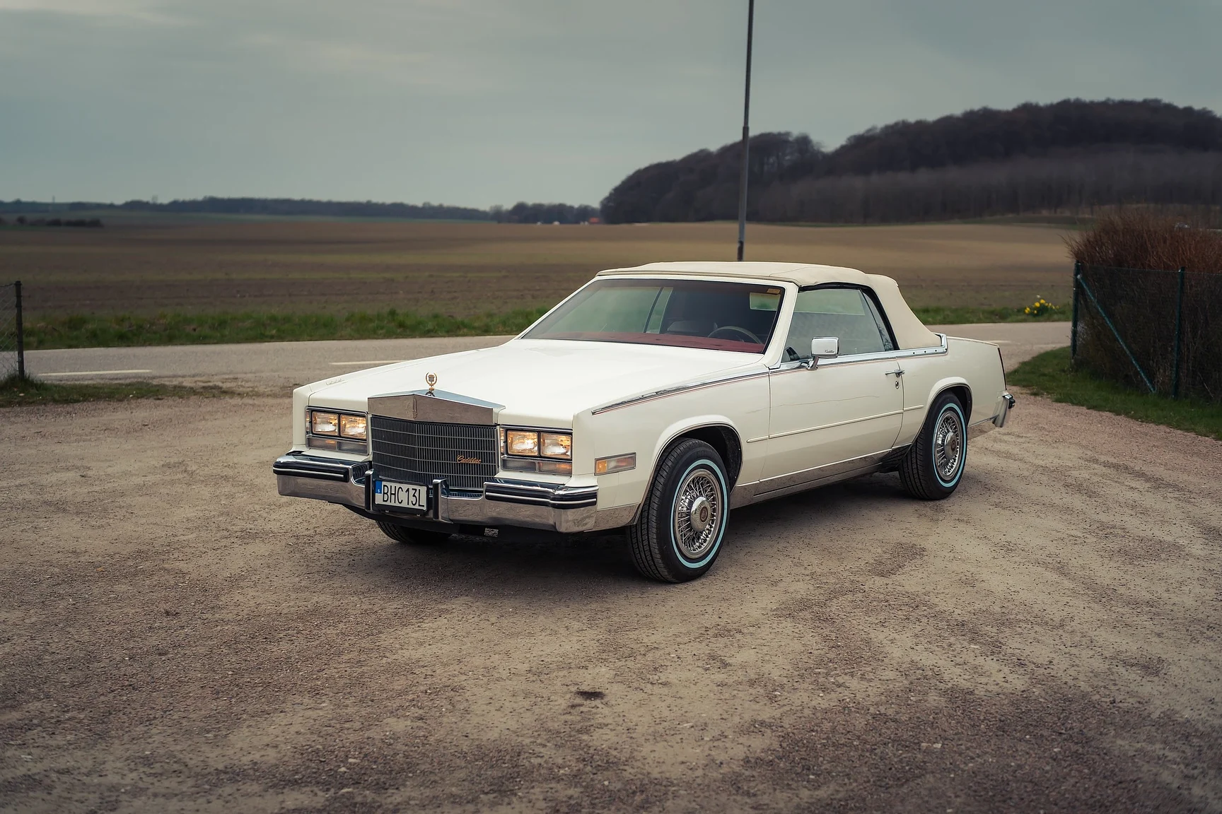 Exteriörbild på 1984 Cadillac Eldorado Biarritz Convertible (10)