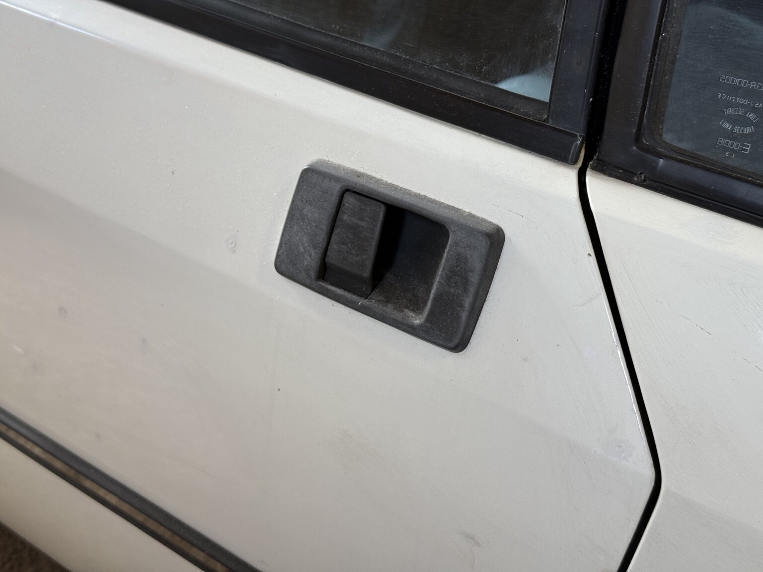 Exterior image of 1984 Citroën GSA Break