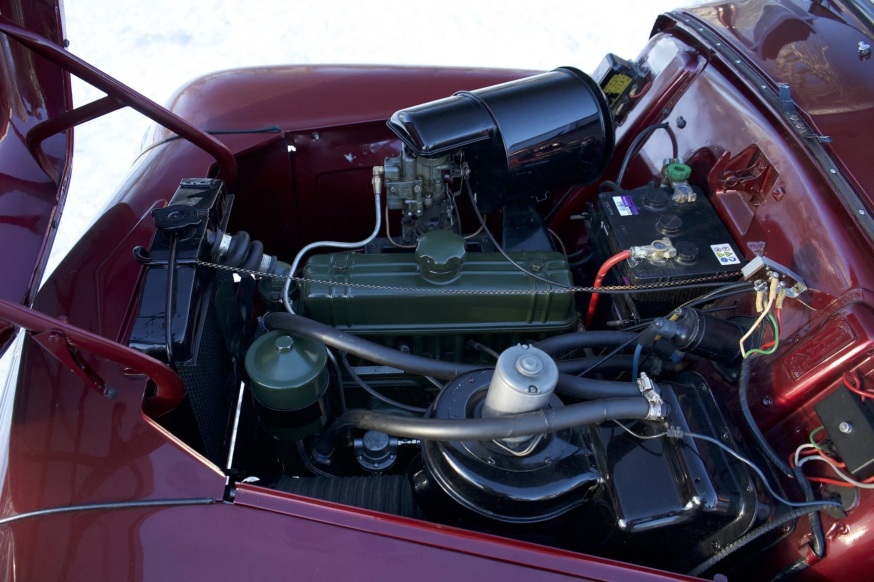 Image of 1953 Volvo PV444 DS (6) mechanics