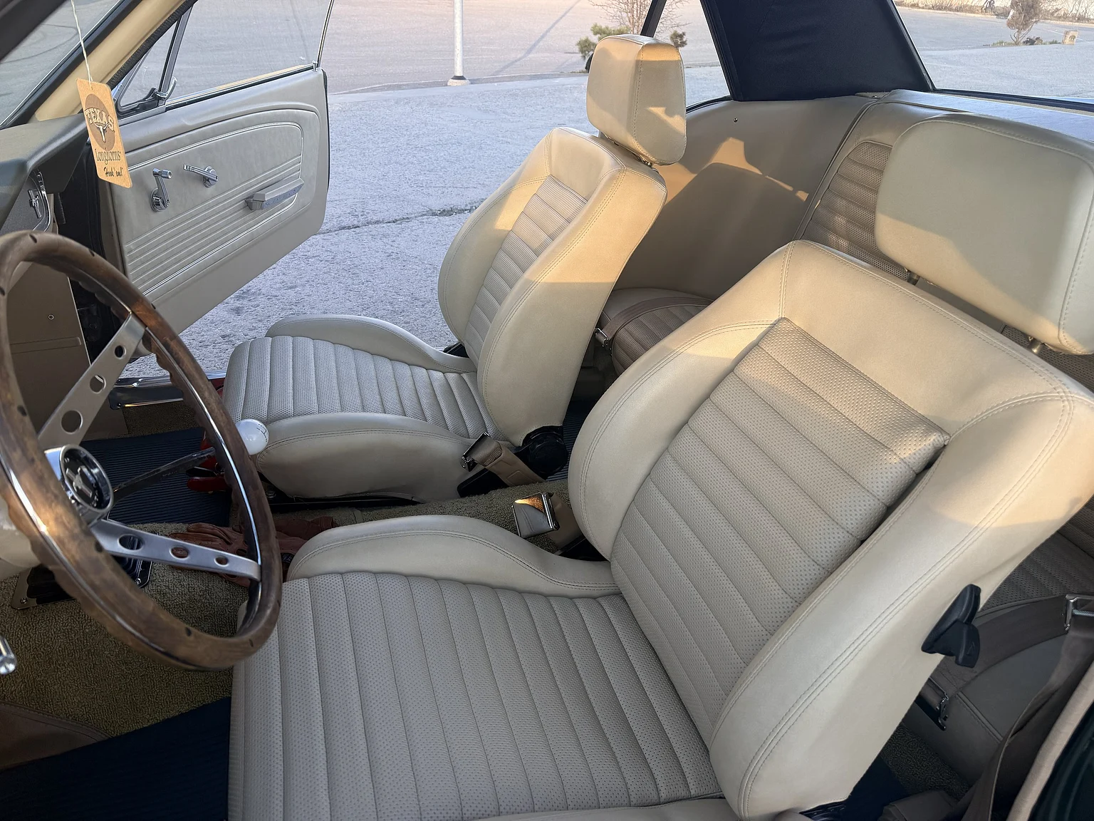 Interior image of 1966 Ford Mustang HT - Protouring / Supercharged (13)