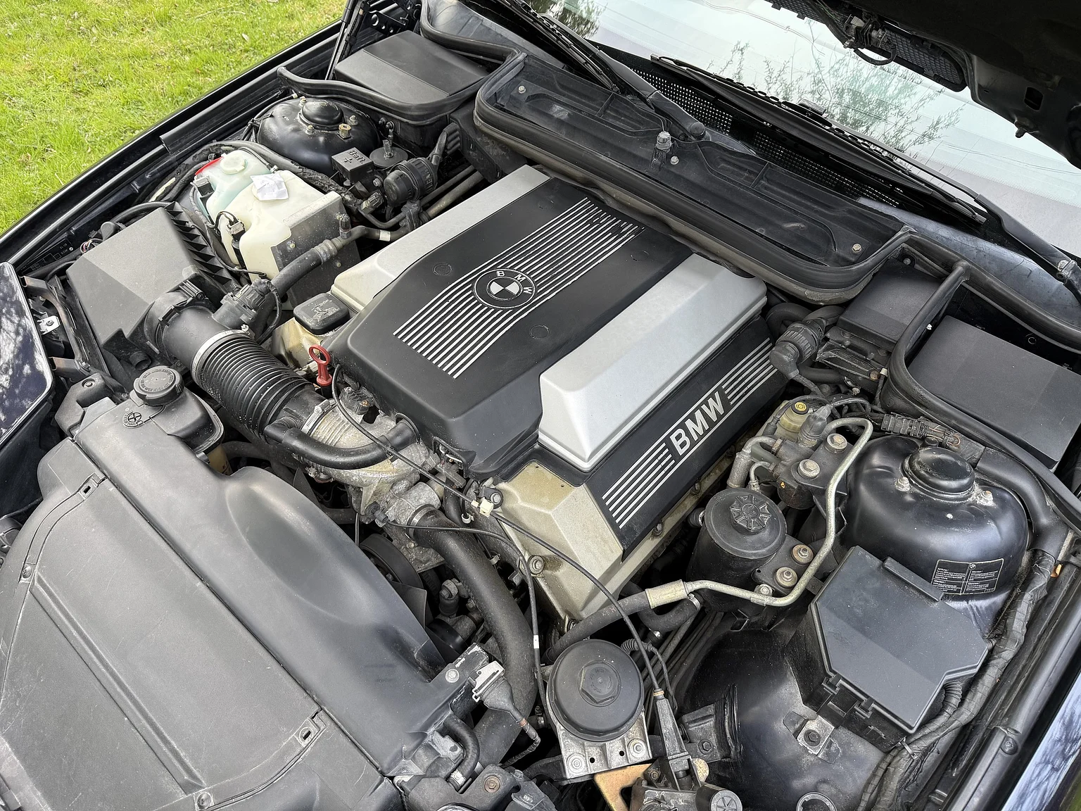 Image of 1994 BMW 840Ci mechanics (16)