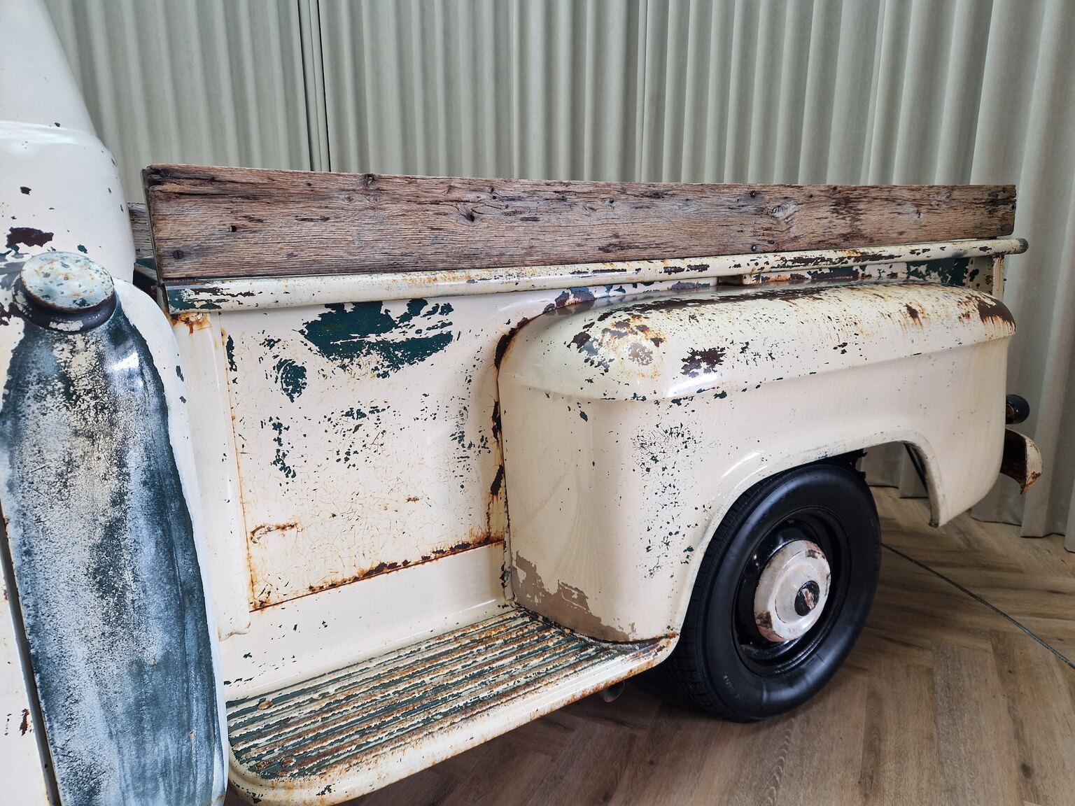 Exteriörbild på Chevrolet Apache (SÅLD PÅ PLATS) 