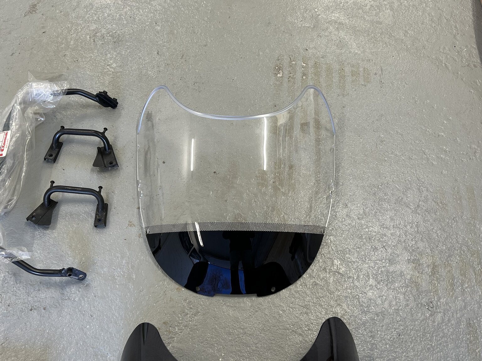 Image of 1989 Kawasaki ZXR 750 H1 (3) miscellaneous