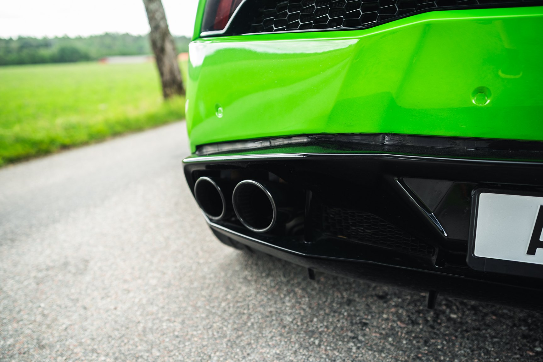 Exterior image of 2016 Lamborghini Huracan LP-610-4