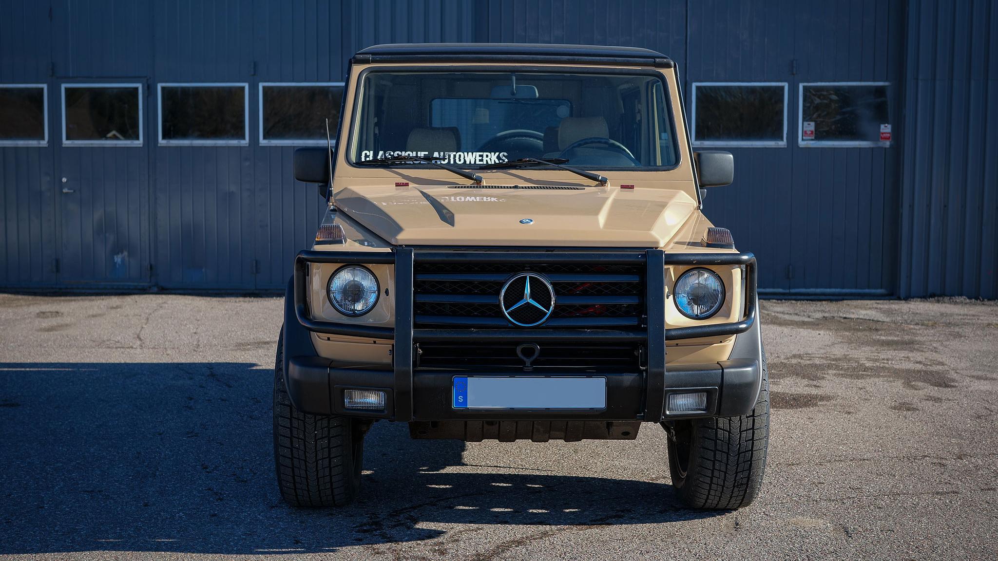 Exterior image of 1991 Mercedes-Benz G 230