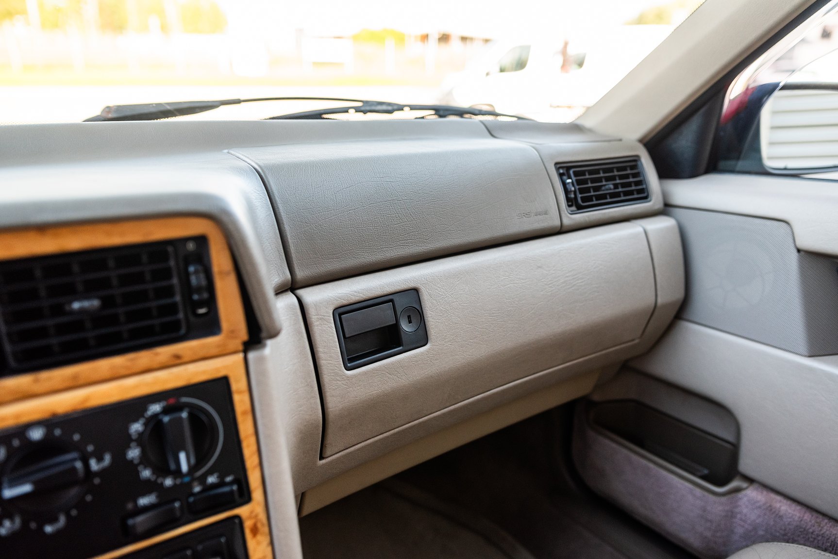 Interior image of 1996 Volvo 850 R