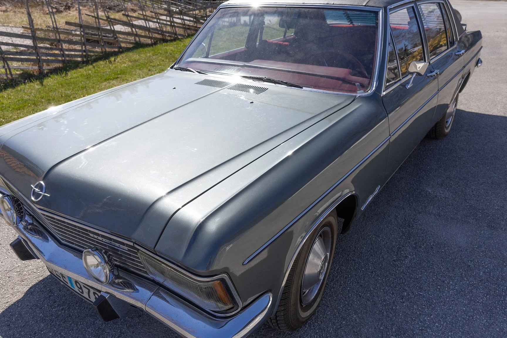 Exterior image of 1970 Opel Admiral Admiral (9)