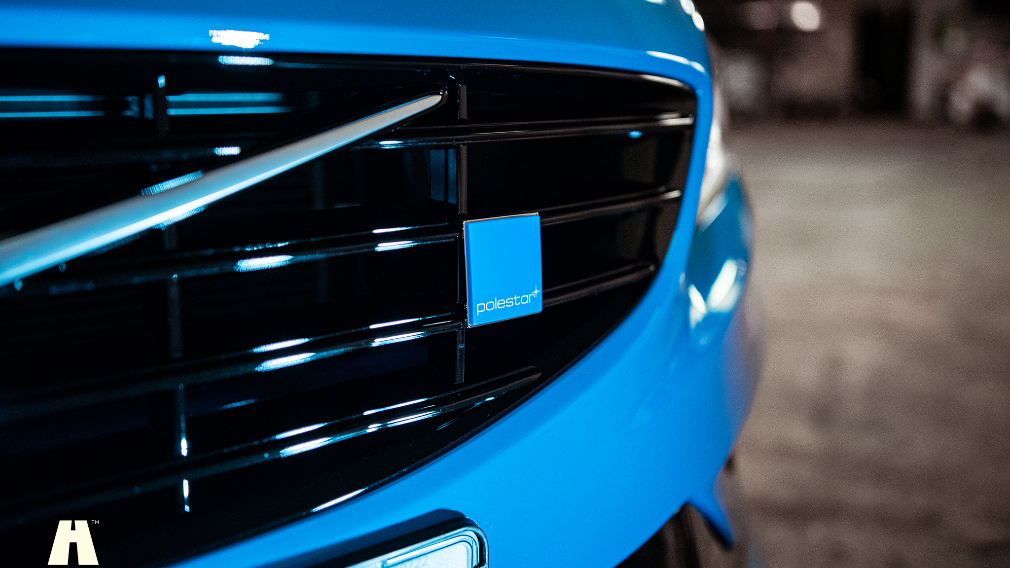 Exteriörbild på 2017 Volvo V60 Polestar T6