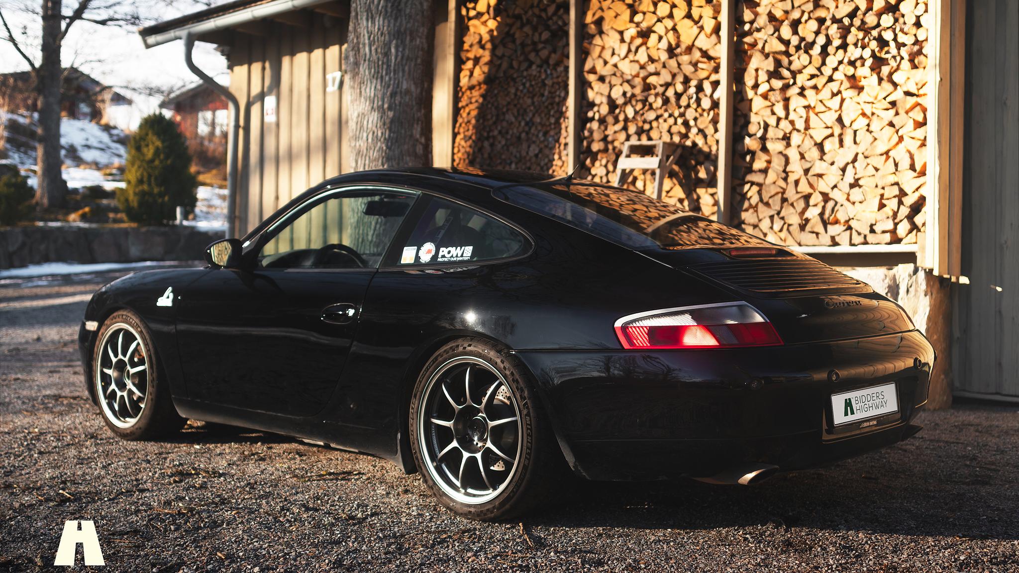 Aussenfoto 1998 Porsche 996 Carrera 2 “Clubsport”