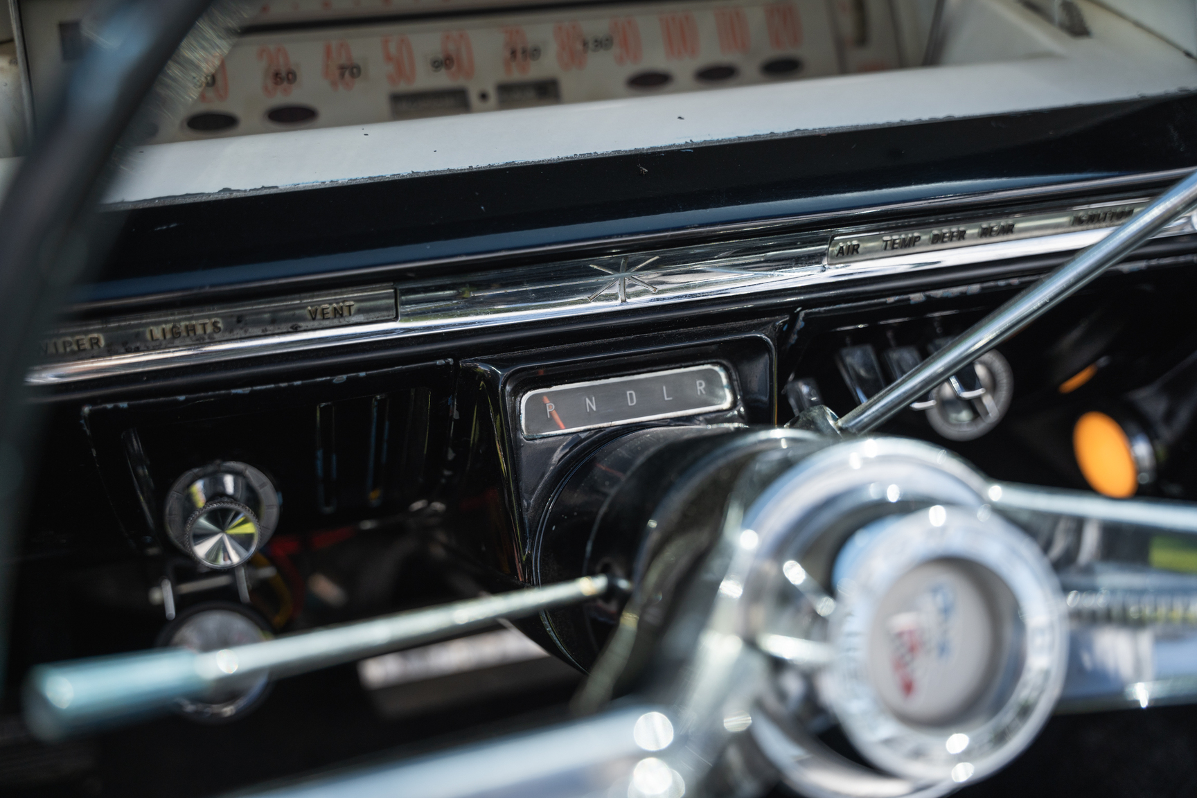 Innenraumfoto von 1961 Buick Electra 225 cab (29)