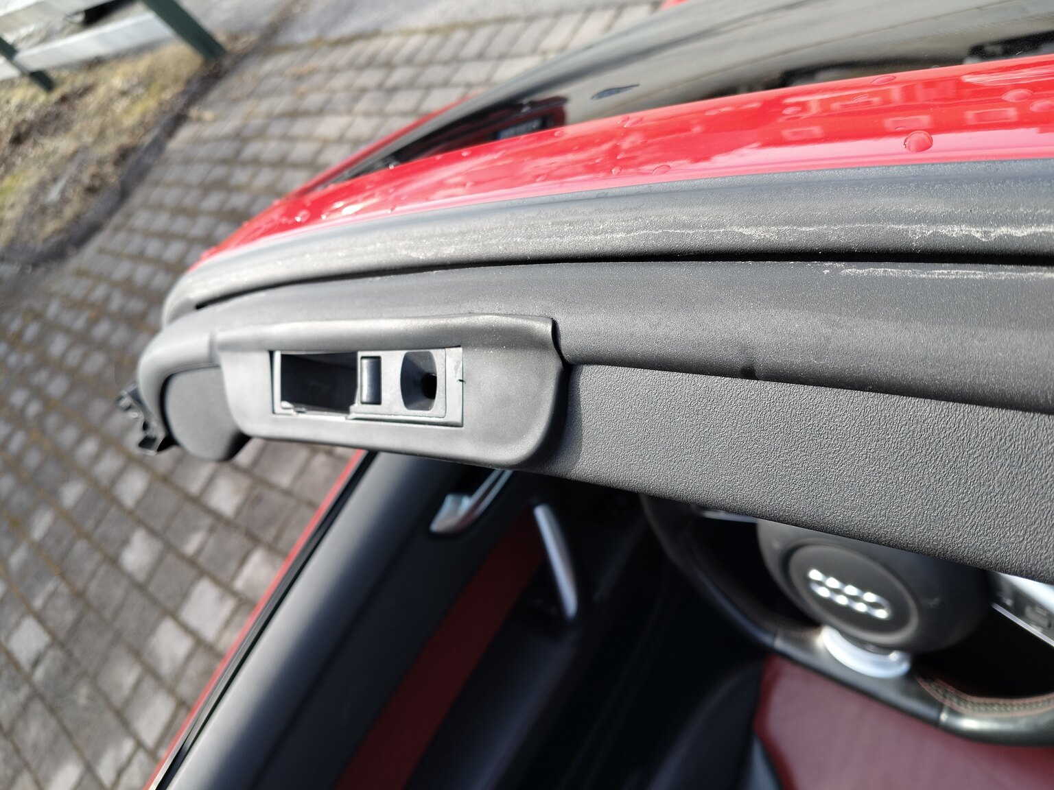 Innenraumfoto von 2009 Audi TTS Roadster