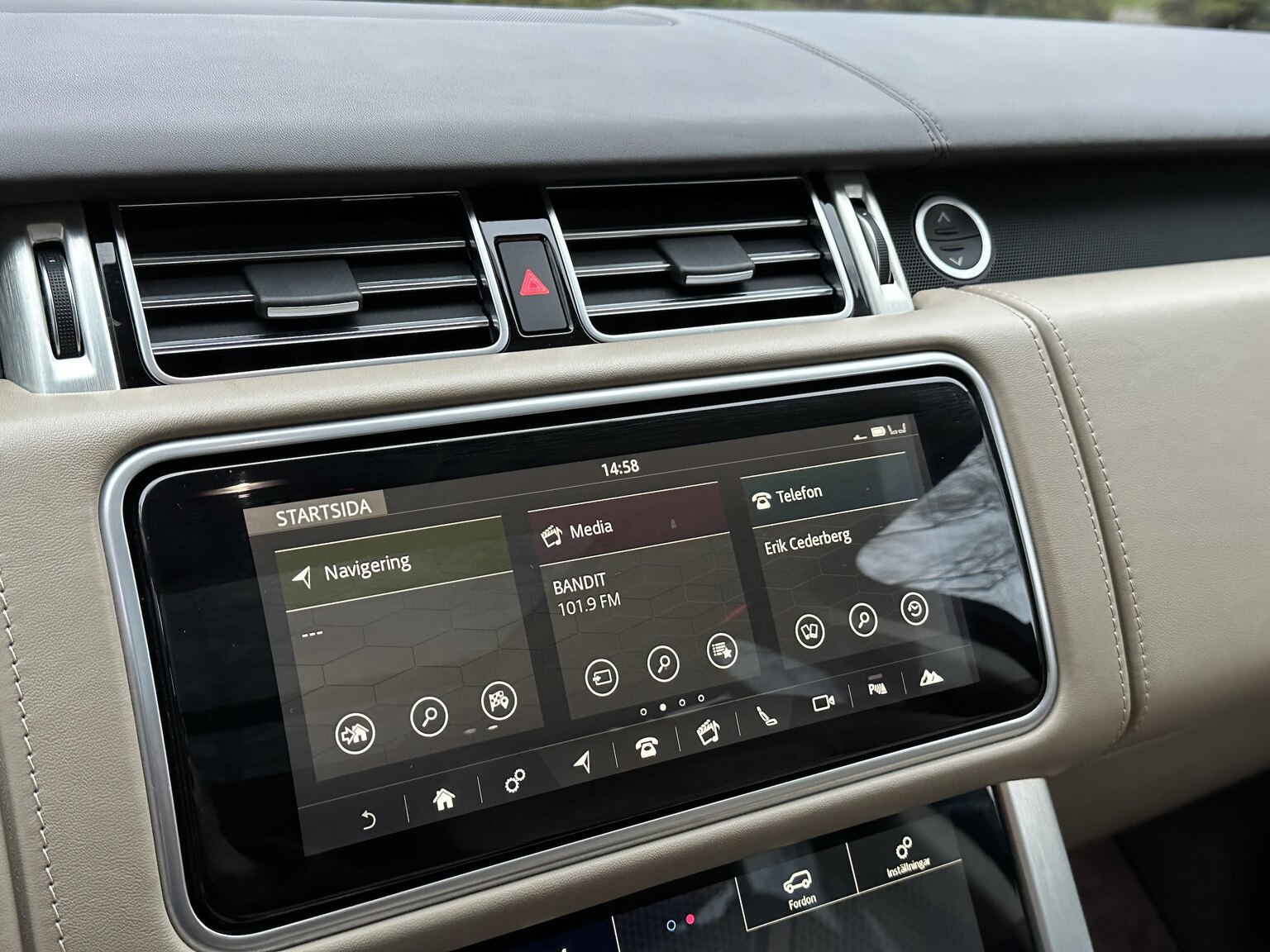 Interior image of 2019 Range Rover Vouge Autobiography SDV8