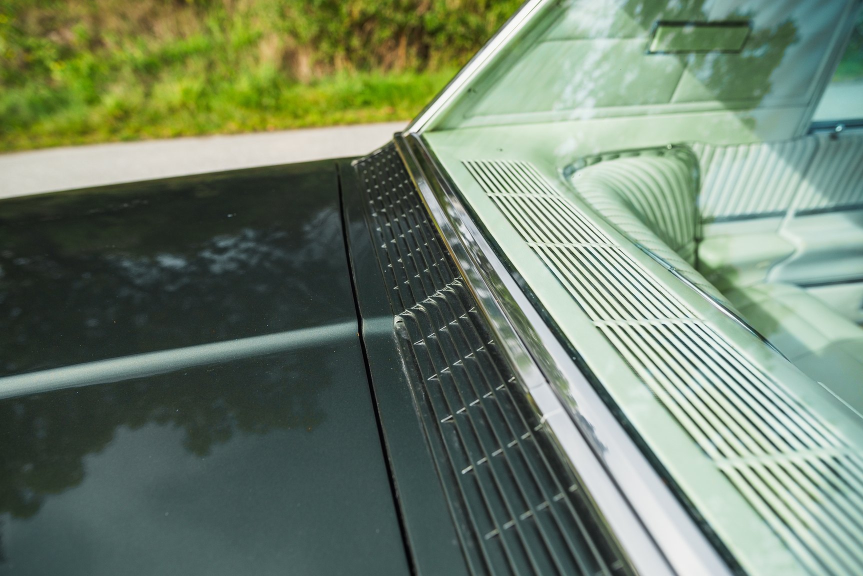 Exterior image of 1966 Ford Thunderbird Town Hardtop