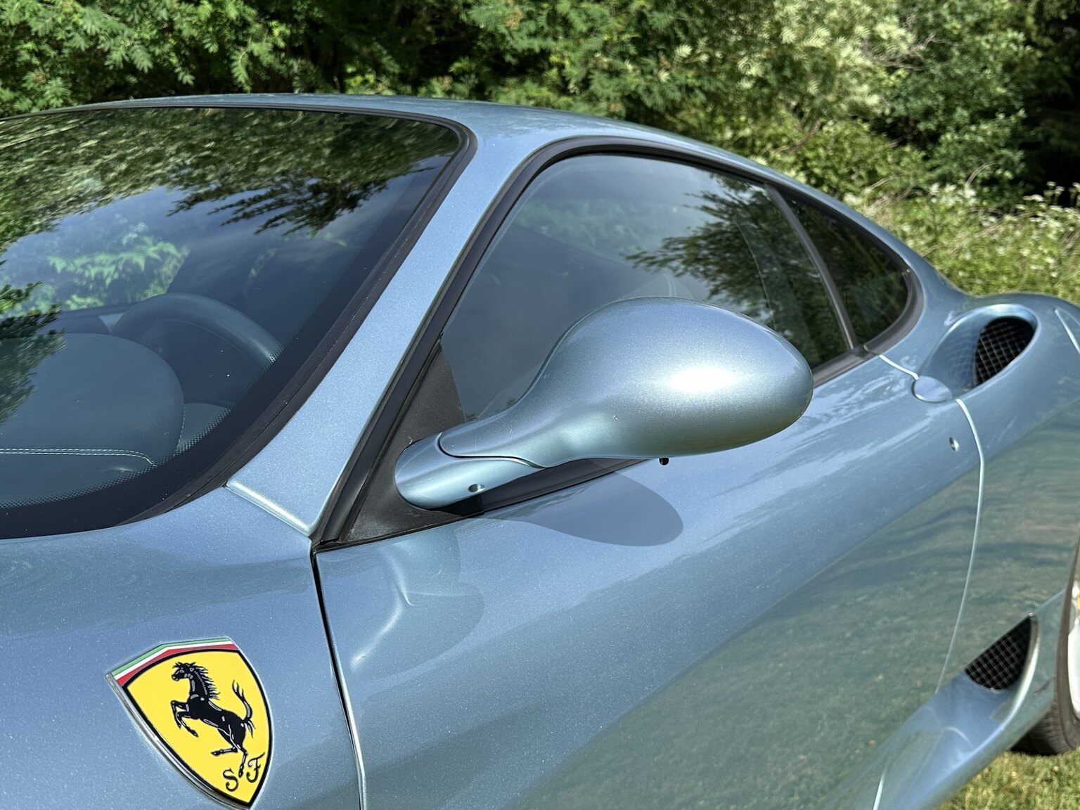 Exterior image of 2001 Ferrari 360 Modena V8 Manual (45)