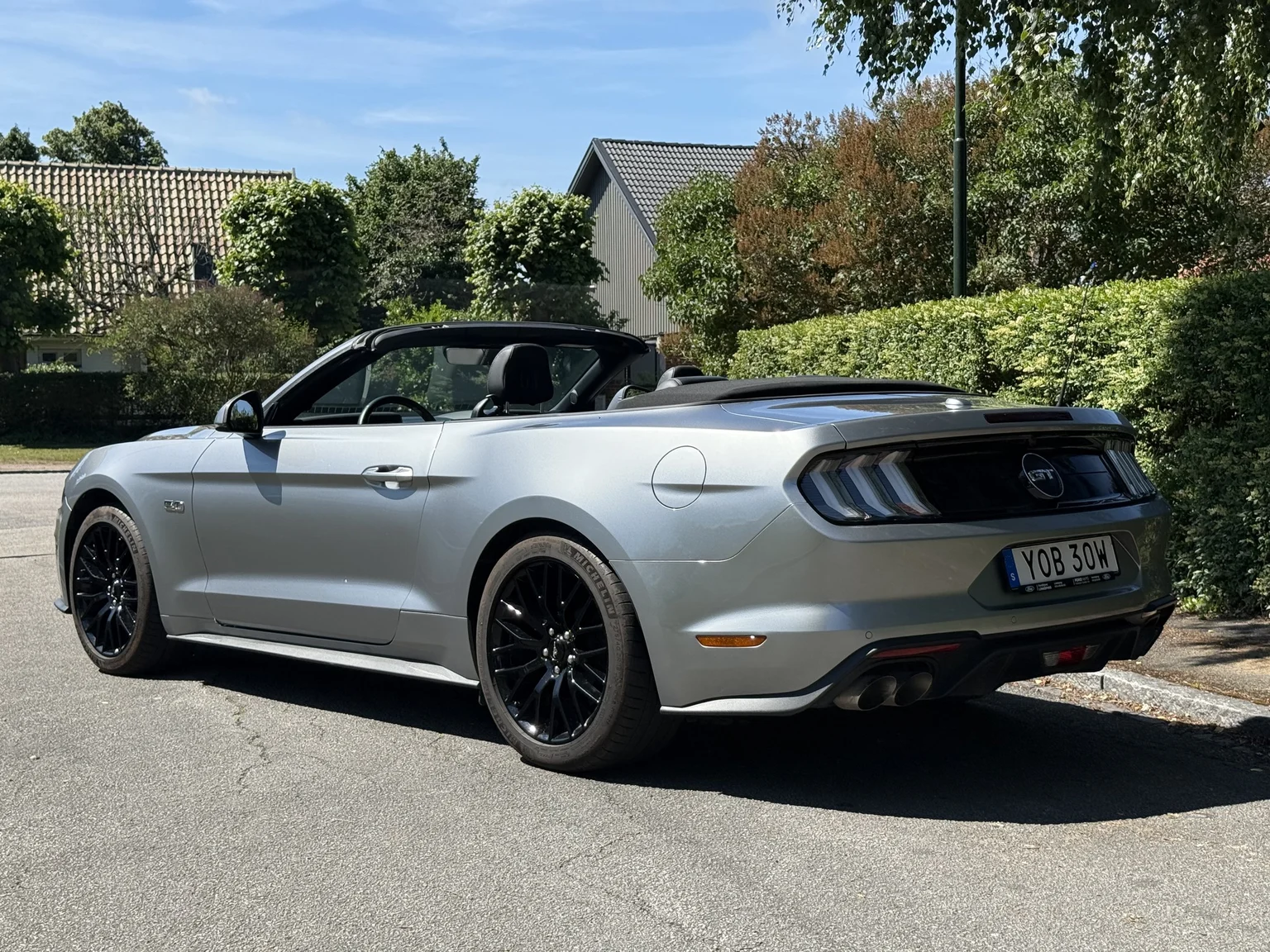 Exterior image of 2021 Ford Mustang GT Cabriolet (10)