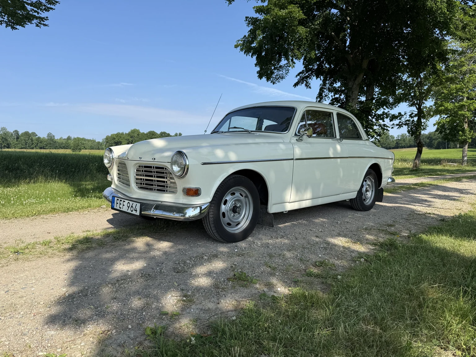 Exterior image of 1970 Volvo Amazon (1)