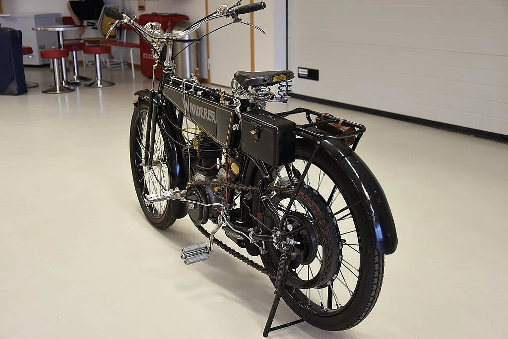 Bild von 1913 Wanderer 3PS V-Twin välrenoverad mc svensksåld från Falun (14)