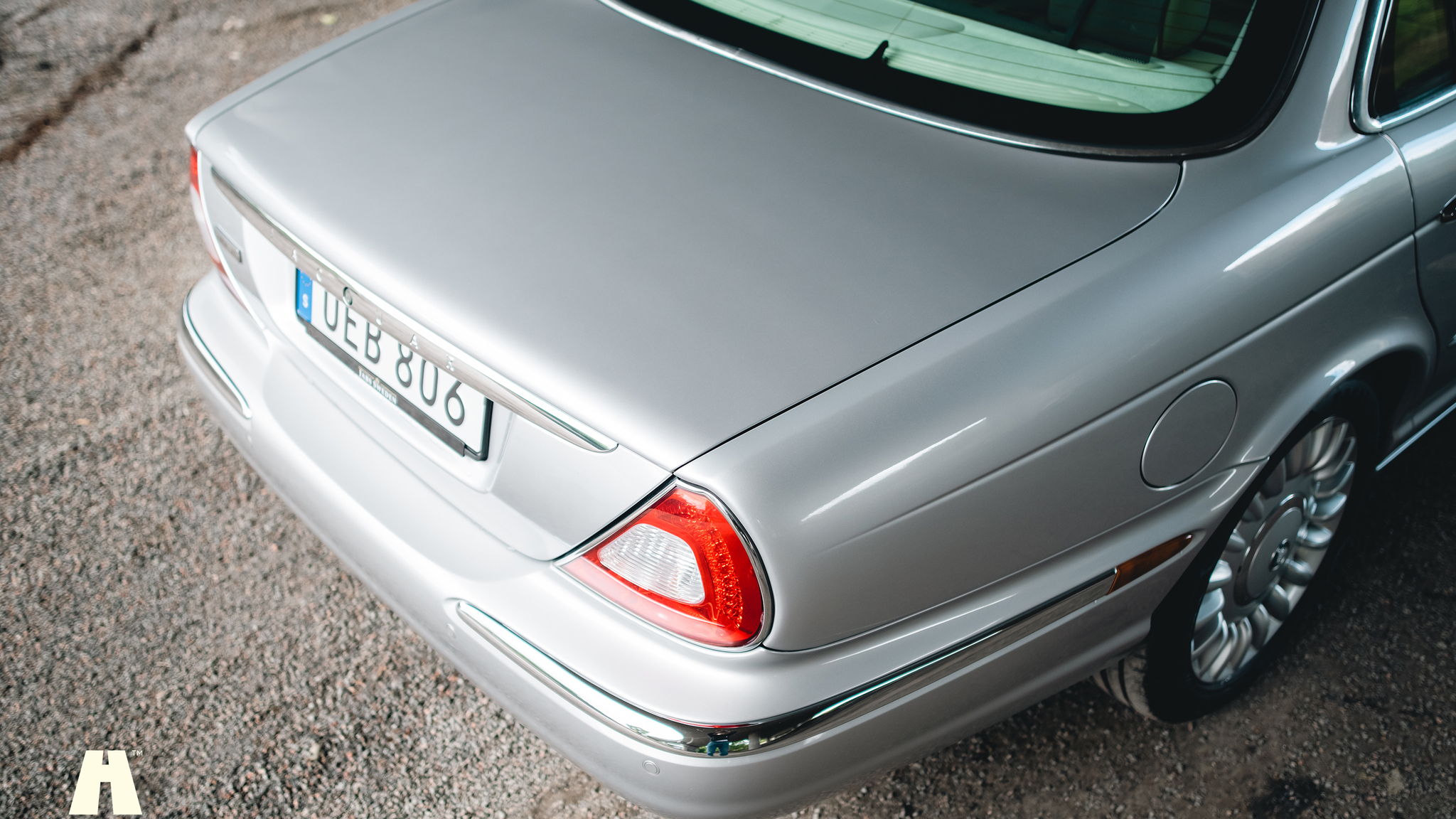 Exteriörbild på 2003 Jaguar XJ Super V8