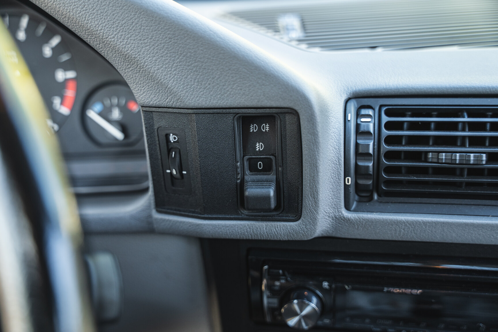 Interiörbild 1994 BMW 520i E34