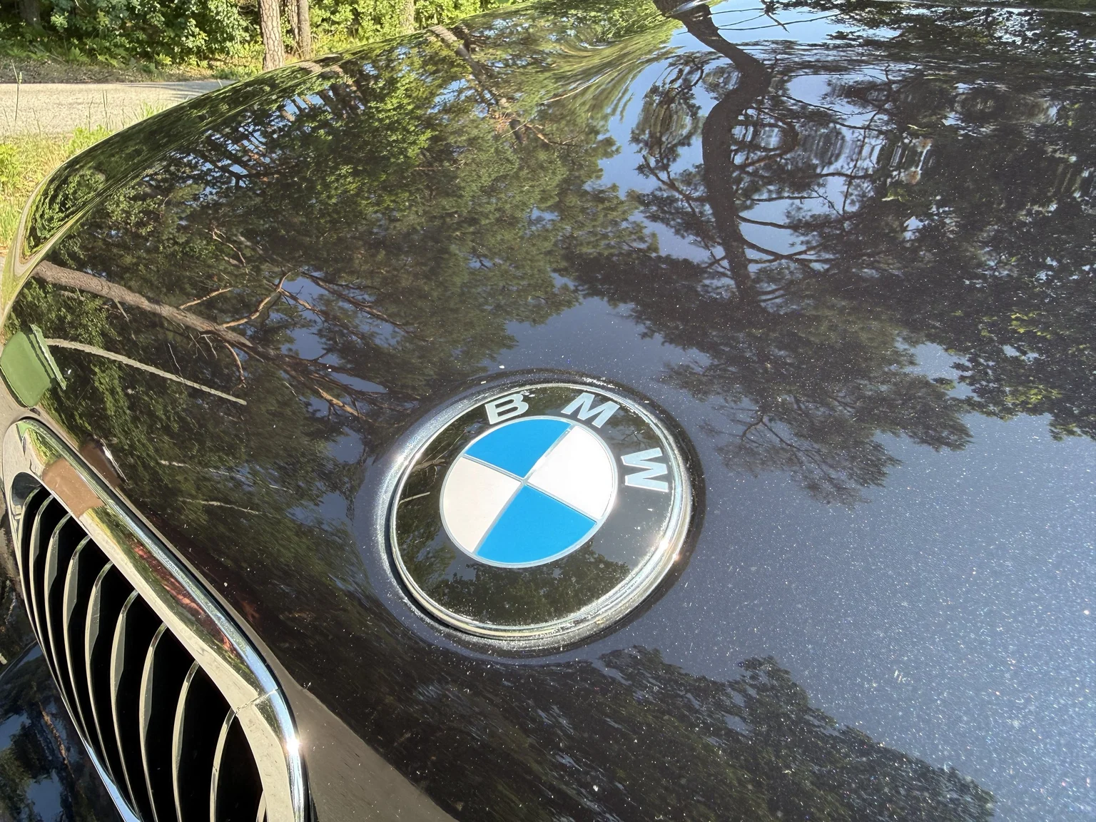 Exterior image of 2004 BMW M3 Coupé (18)