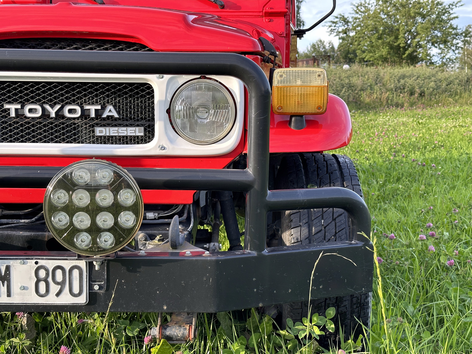 Exterior image of 1982 Toyota Landcruiser Utility (10)