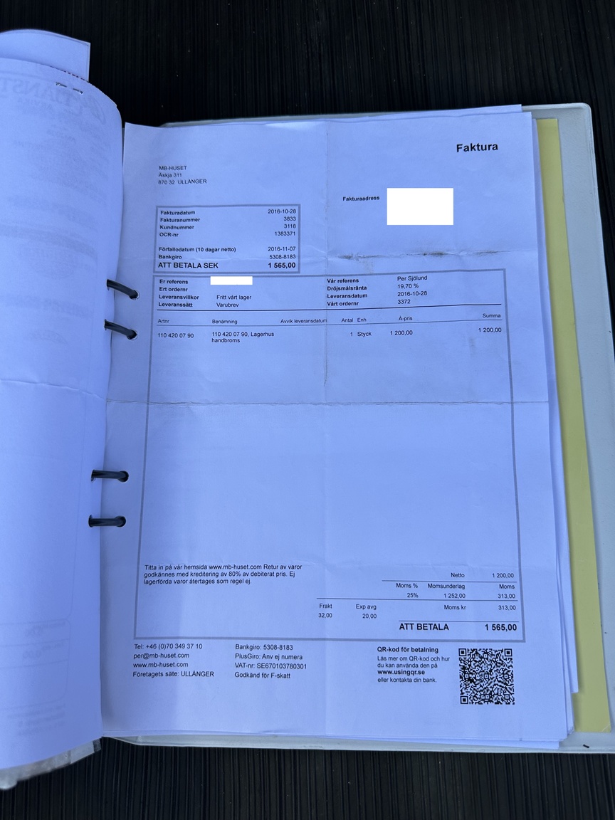 Documentation for 1966 Mercedes-Benz 200 D "Heckflosse"