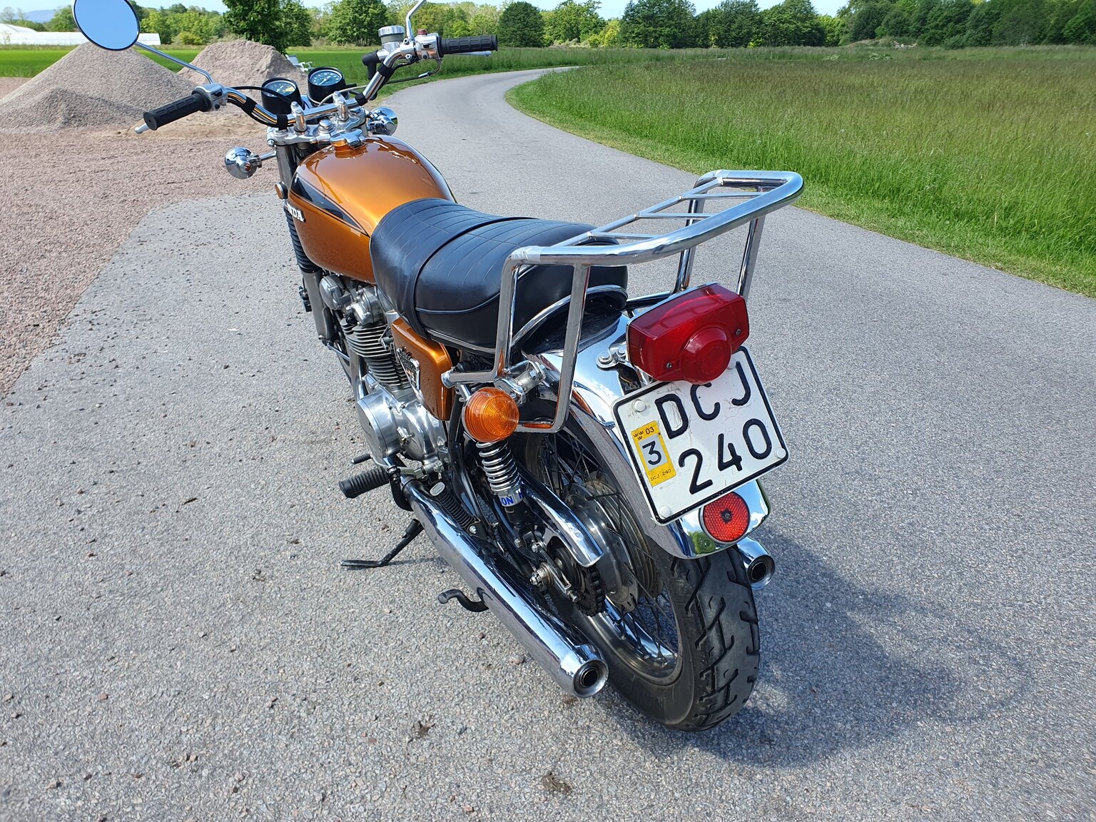 Exterior image of 1971 Honda CB 450 DOHC K3